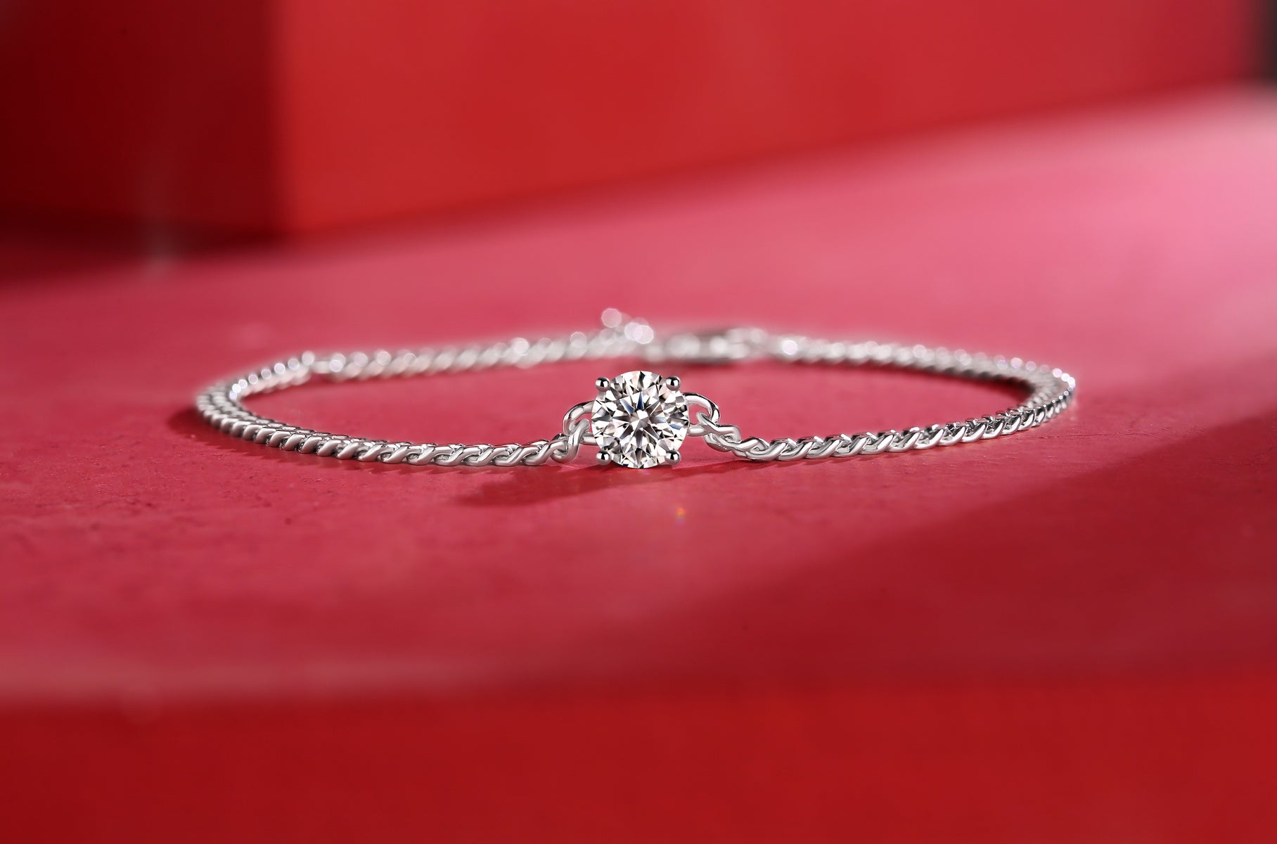 Luxury Cuban Link Moissanite Silver Bracelet — Timeless Shine & Elegance - ZENTRION 