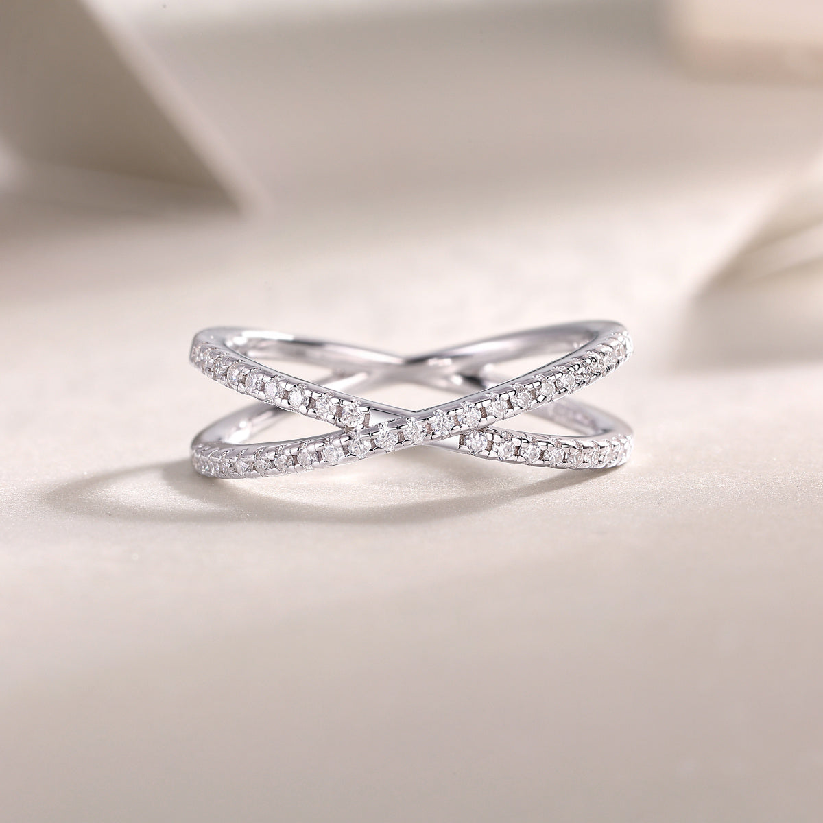 Moissanite Double Band Ring – Timeless Luxury in a Diamond-Like Stone - ZENTRION 