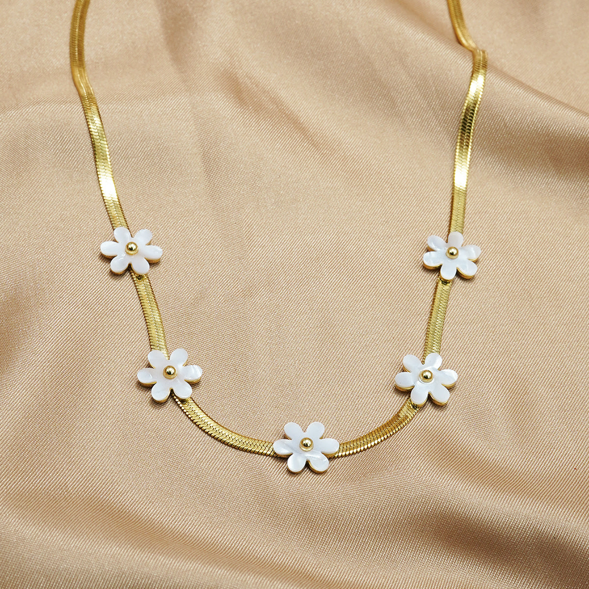 Bohemian Floral Charm Necklace – 18K Gold-Plated, Hypoallergenic, Recycled Stainless Steel Elegance - ZENTRION 