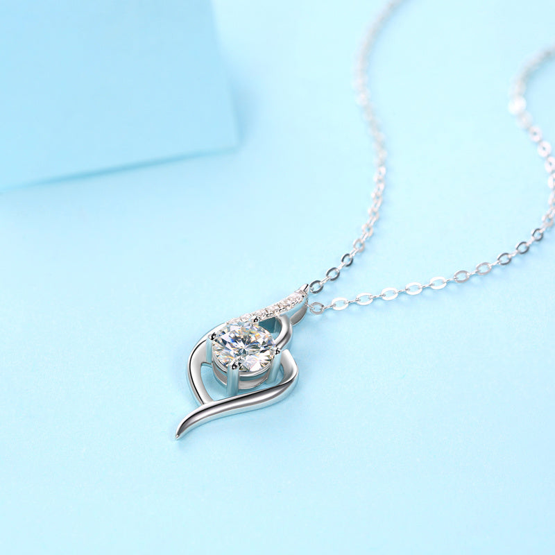City Radiance Moissanite Silver Necklace — Elegant Shine for Modern Women - ZENTRION 