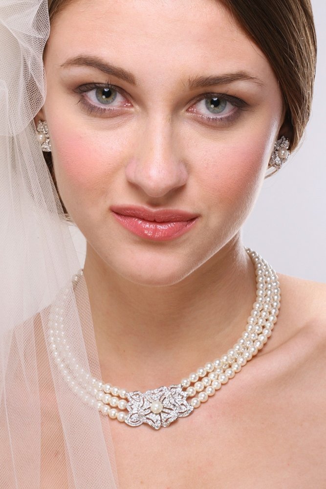 Elegant Pearl & Rhinestone Set – Dazzling Necklace and Earrings Combo - ZENTRION
