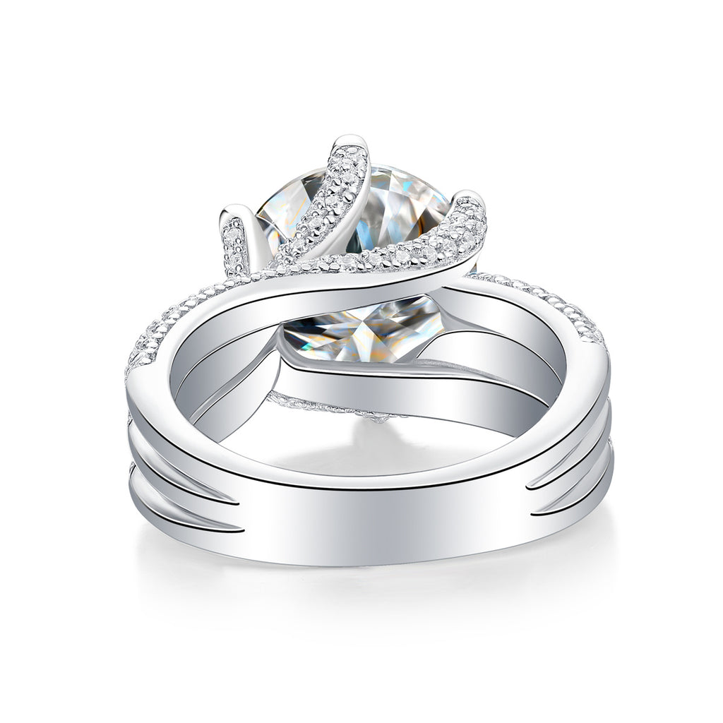 Bold Moissanite Ring – Oversized Brilliance in a Luxury Design - ZENTRION 