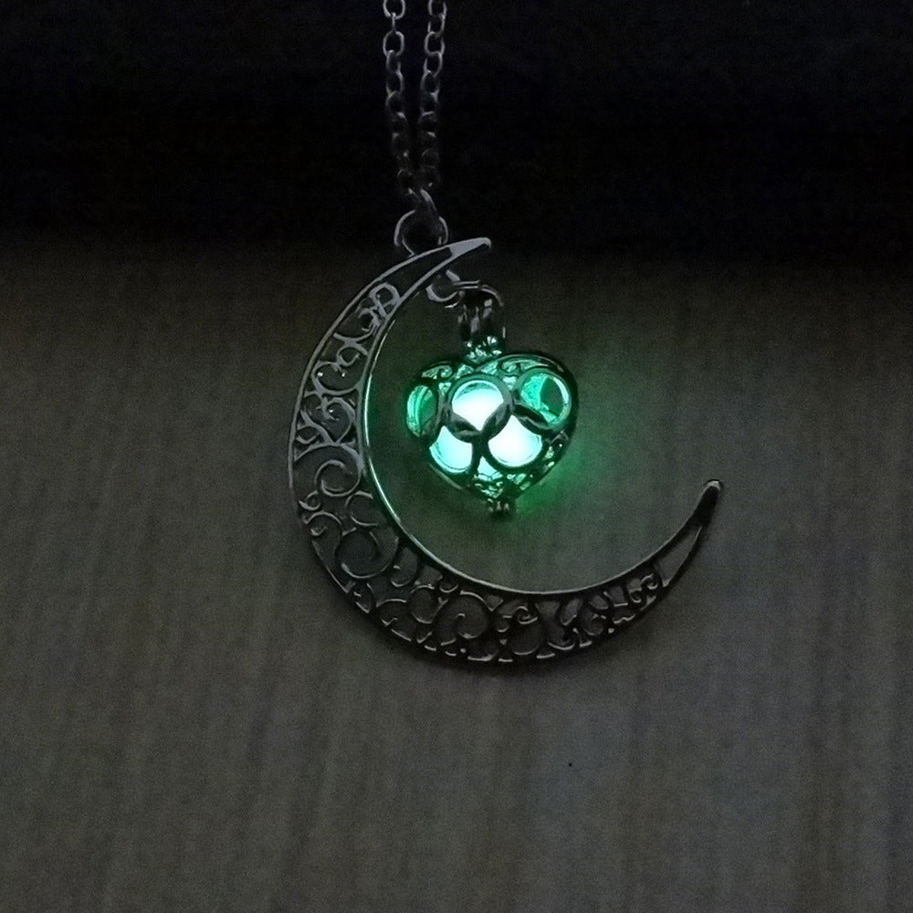 Glowing Charm Necklace – Luminous Pendant, Silver-Plated Chain, Statement Jewelry - ZENTRION 