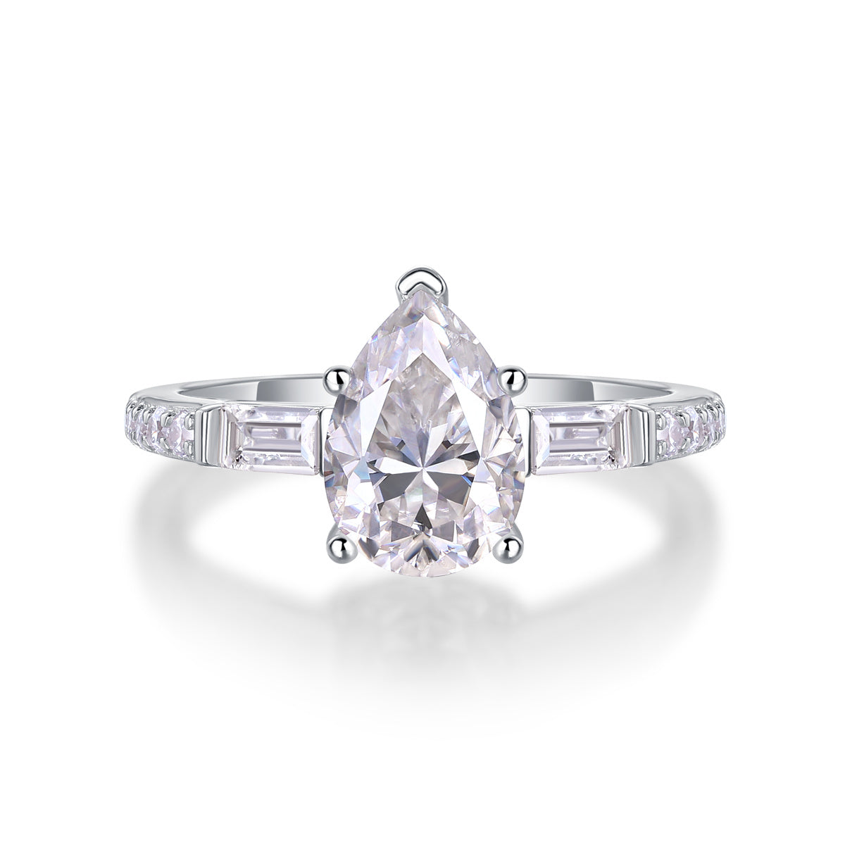 Grand Moissanite Ring – Oversized Sparkle in a Timeless Luxury Design - ZENTRION 