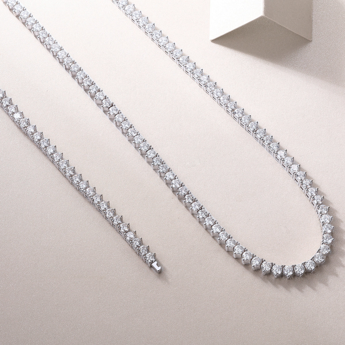 Lustrous Edge Moissanite Silver Necklace — S925 Luxury Shine, Diamond-Like Brilliance for Women - ZENTRION 