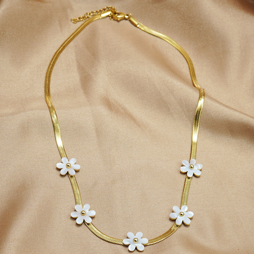 Bohemian Floral Charm Necklace – 18K Gold-Plated, Hypoallergenic, Recycled Stainless Steel Elegance - ZENTRION 