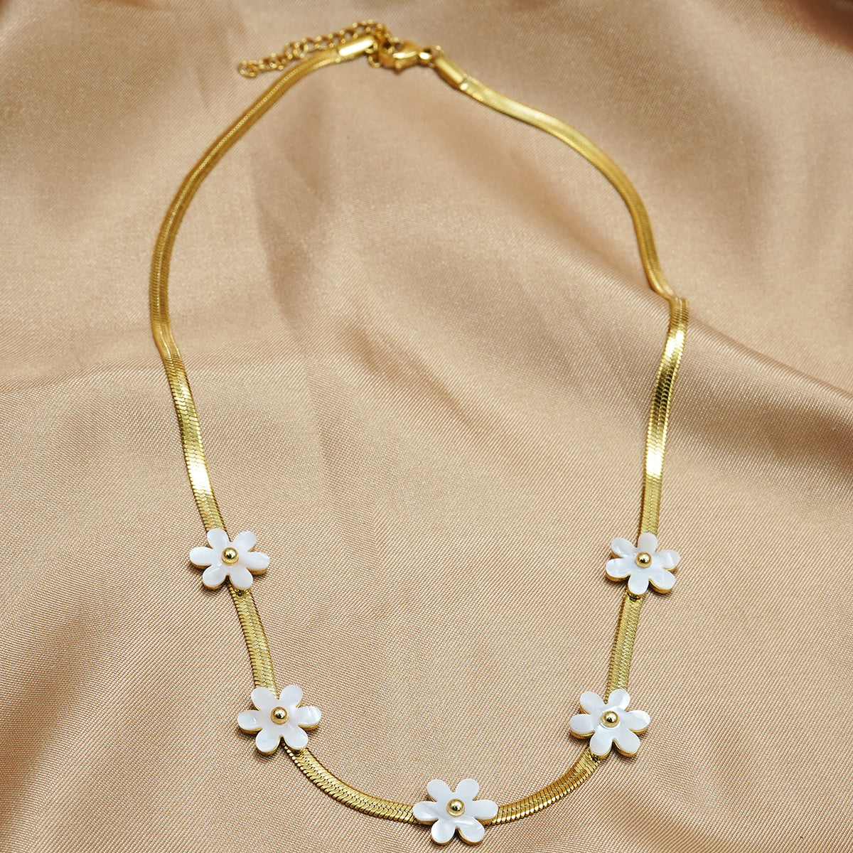 Bohemian Floral Charm Necklace – 18K Gold-Plated, Hypoallergenic, Recycled Stainless Steel Elegance - ZENTRION 