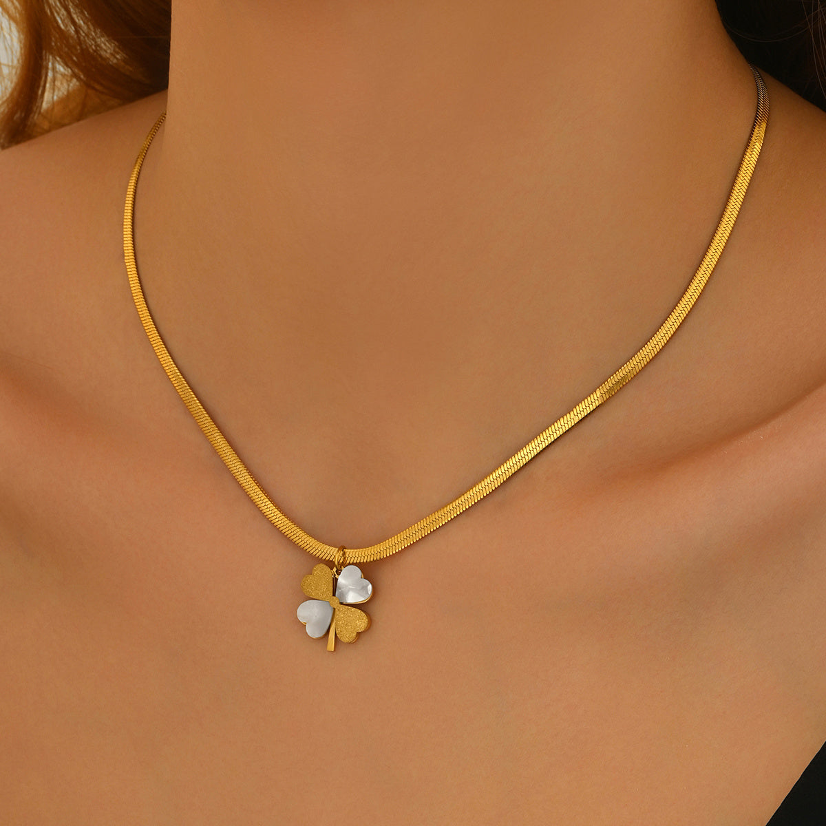 Double Luck Necklace – 18K Gold-Plated Four Leaf Clover Charm, Hypoallergenic & Tarnish-Free - ZENTRION 