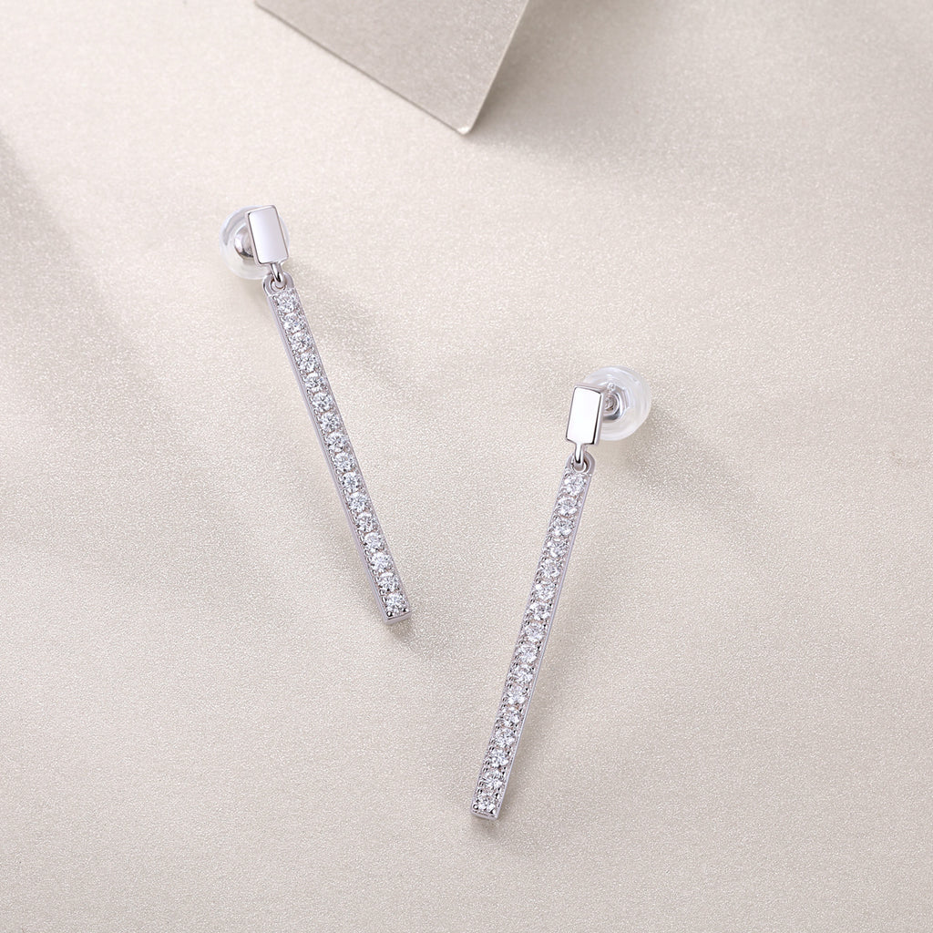 Jumping Moissanite Stud Earrings – Luxury Silver Diamond Elegance - ZENTRION 