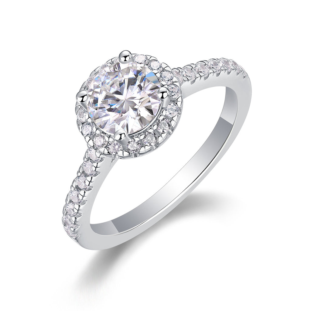 Timeless Romance – Moissanite Silver Ring for Lovers (Size Options Available) - ZENTRION