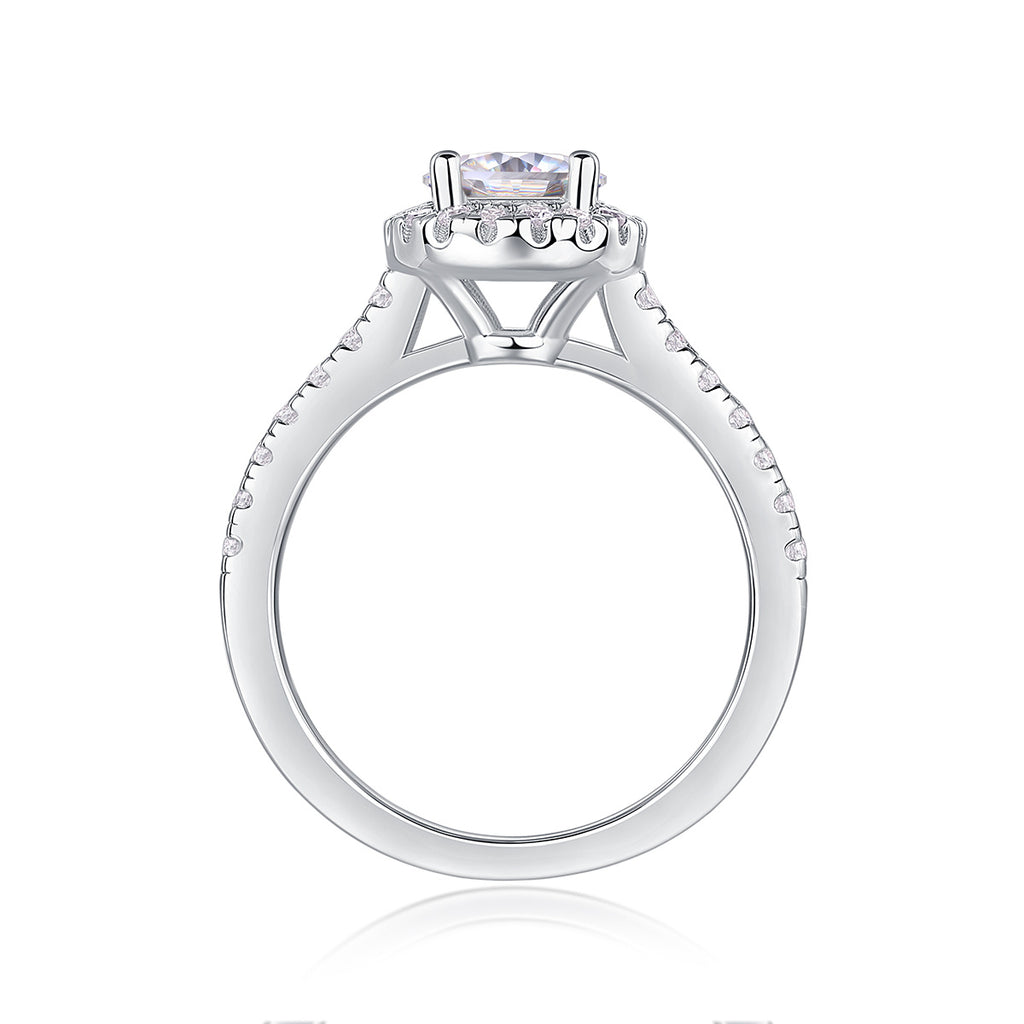 Timeless Romance – Moissanite Silver Ring for Lovers (Size Options Available) - ZENTRION