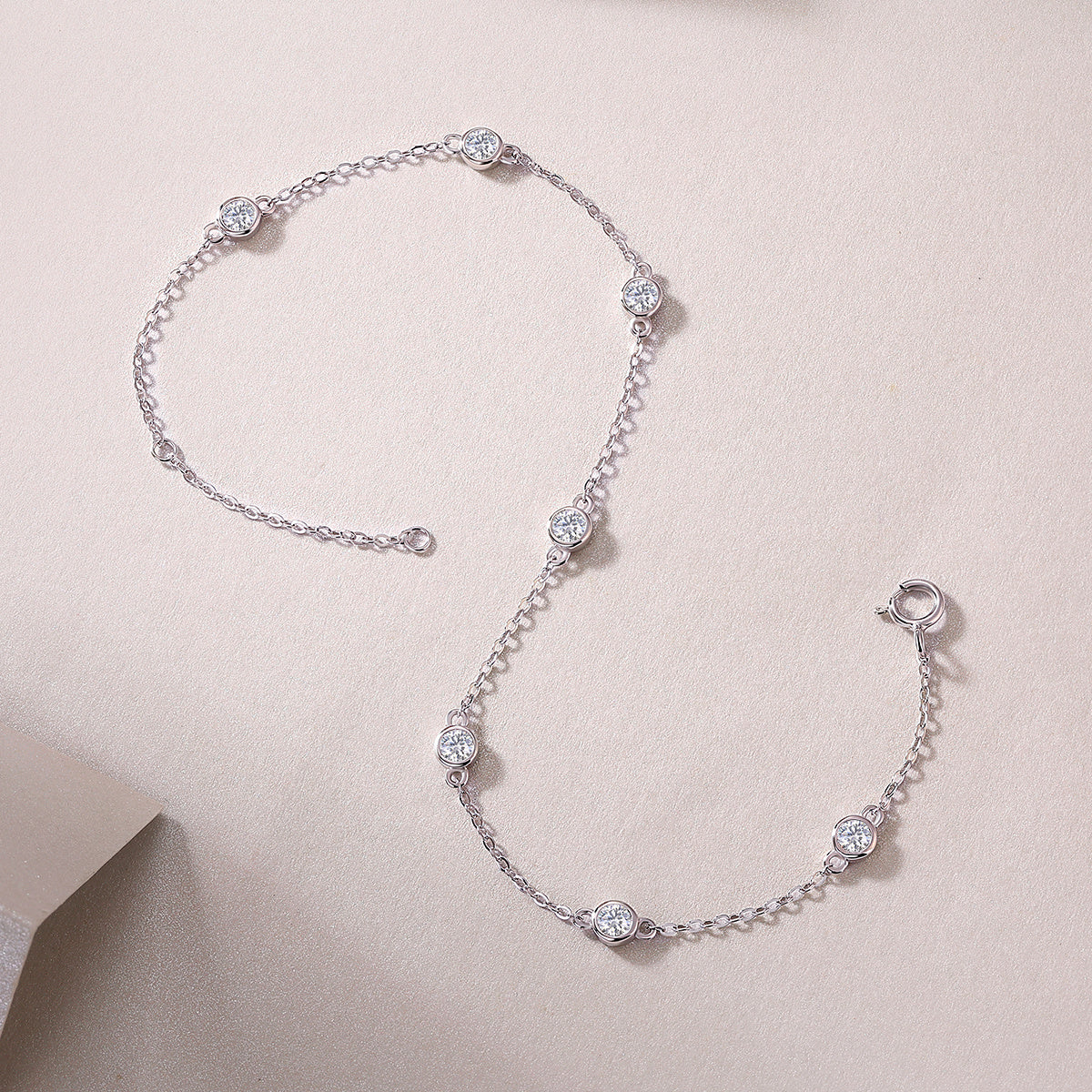 Smart Bubble Moissanite Silver Bracelet — S925 Luxury Shine with Diamond-Like Sparkle - ZENTRION 